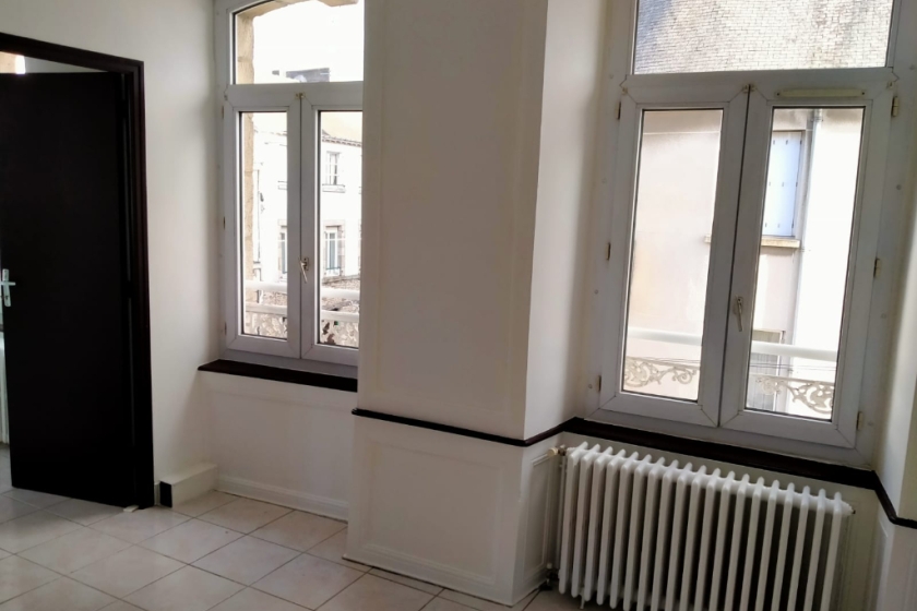 Centre Ville PLOERMEL, appartement avec une chambre 35 m² à LOUER - Photo 5