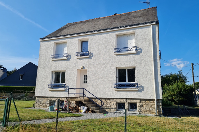 PLOERMEL - Maison 6 pièce(s) - 137m² - Photo 1