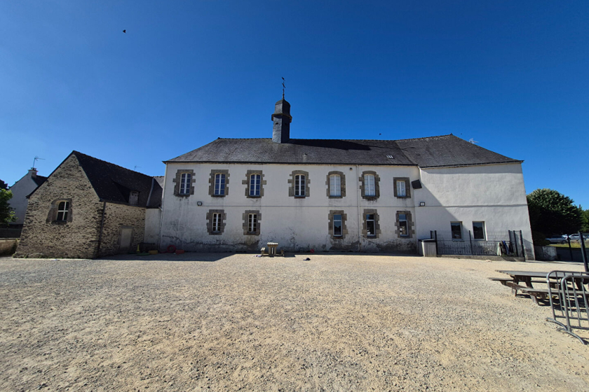 Immeuble tertiaire Josselin 750 m2 - Photo 2