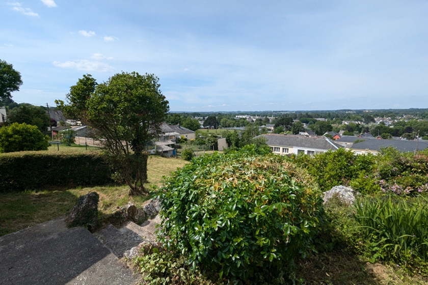  - Photo 2