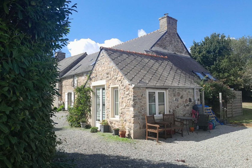 Brittany Cotes d'armor - jolie maison de 4 chambres + 1 appartement d'1 chambre - Photo 2
