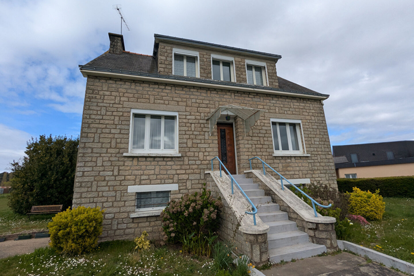 Maison Val D Oust 8 pièces103 m2 - Photo 2